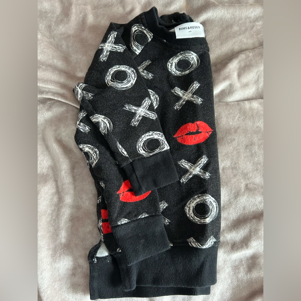 Bums & Roses Sealed with a Kiss Sweatshirt